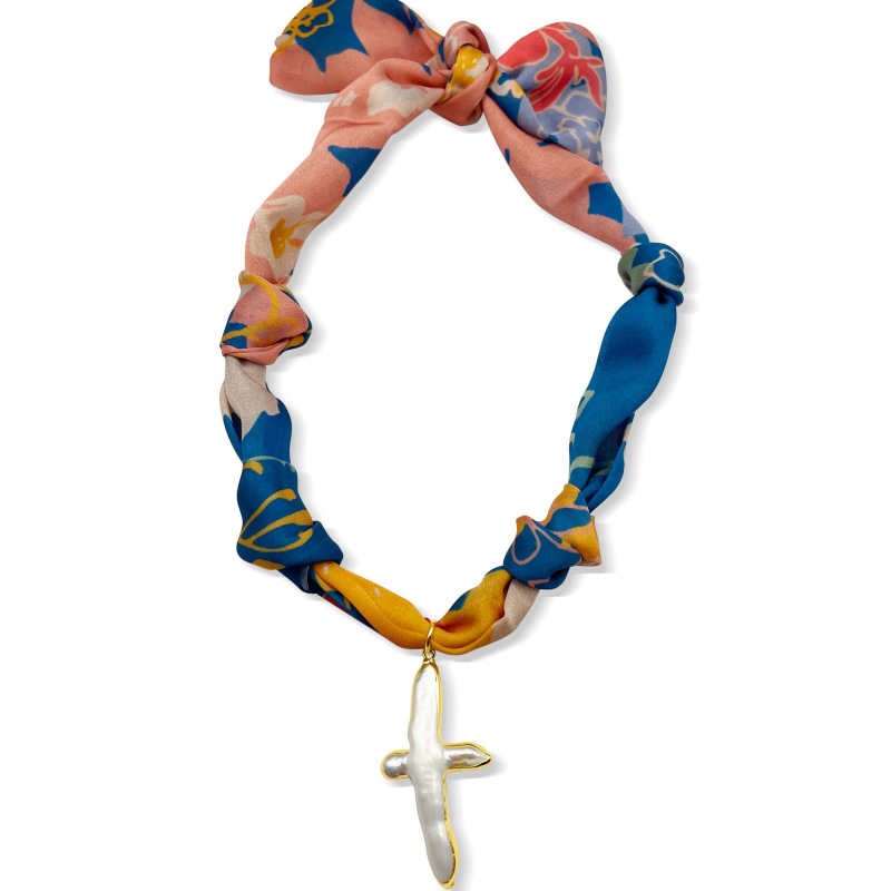 Vintage Heart & Star Bib Necklace - Bow Scarf Choker Collar 2 Vintage Heart & Star Bib Necklace - Bow Scarf Choker Collar - Image 2