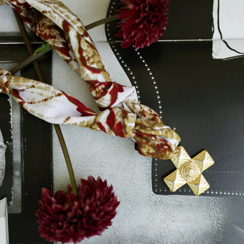 Vintage Heart & Star Bib Necklace - Bow Scarf Choker Collar 10 Vintage Heart & Star Bib Necklace - Bow Scarf Choker Collar - Image 10