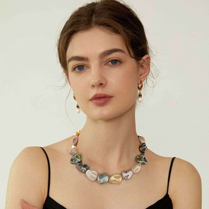 Baroque Shell Pearl Necklace – Irregular Beads Statement Choker 2 baroque shell pearl necklace – irregular beads statement choker